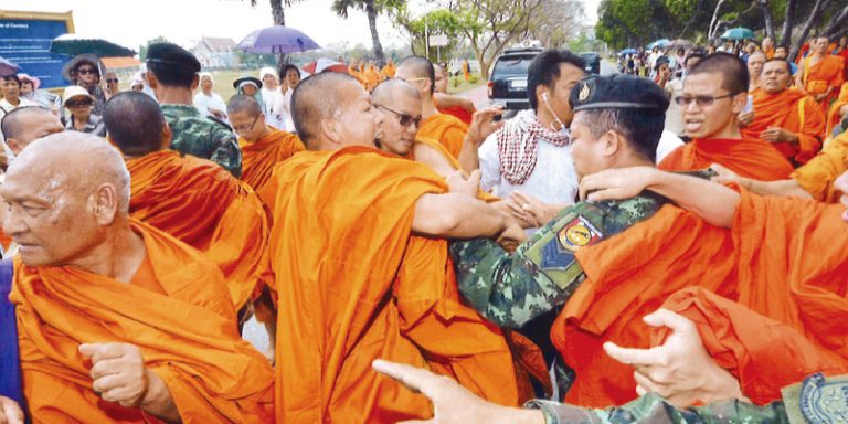 仏教界に波及する政局 - ワイズデジタル【タイで生活する人のための情報サイト】