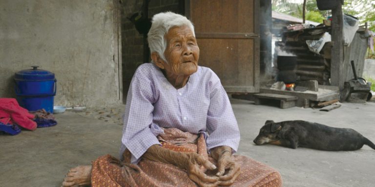 高齢者問題が深刻化 - ワイズデジタル【タイで生活する人のための情報サイト】